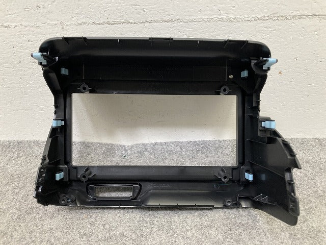 新車取り外し!N-BOX/NBOX Nボックス JF5/JF6 純正  オーディオパネル センターパネル AVパネル 77250-32R-00 素地 ホンダ(150022)