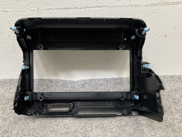 新車取り外し!N-BOX/NBOX Nボックス JF5/JF6 純正  オーディオパネル センターパネル AVパネル 77250-32R-00 素地 ホンダ(150023)