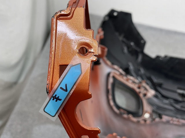 Tクロス/T-クロス T-Cross C1DKR 純正 フロント バンパー スポイラー付 Fバンパー 2GM.807.221.A オレンジ 4M フォルクスワーゲン(150027)