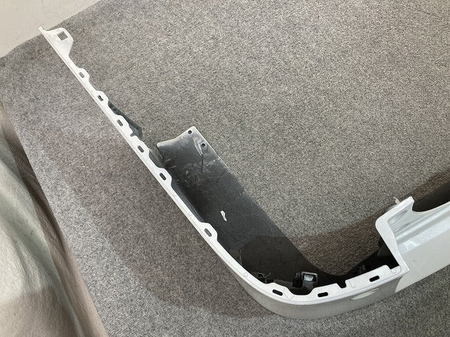 セレナ ハイウェイスター/C28/NC28/GC28/FC28/FNC28/GFC28 純正 リア バンパー Rバンパー 85022 7DF0H プリズムホワイト QBE 日産(150036)