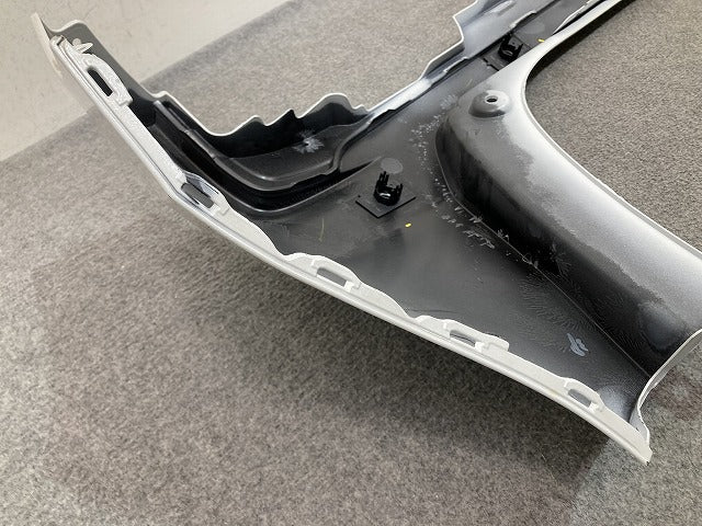 フィット RS GR3/GS4 純正 リア バンパー Rバンパー 71501-TZA-ZX00 プラチナホワイトパール NH883P ホンダ(150037)
