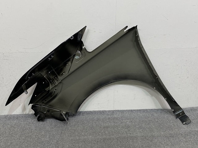 セレナ ハイウェイスター C28/NC28/GC28/FC28/FNC28/GFC28 純正 右 フロント フェンダー ダイヤモンドブラック G41 日産(150055)