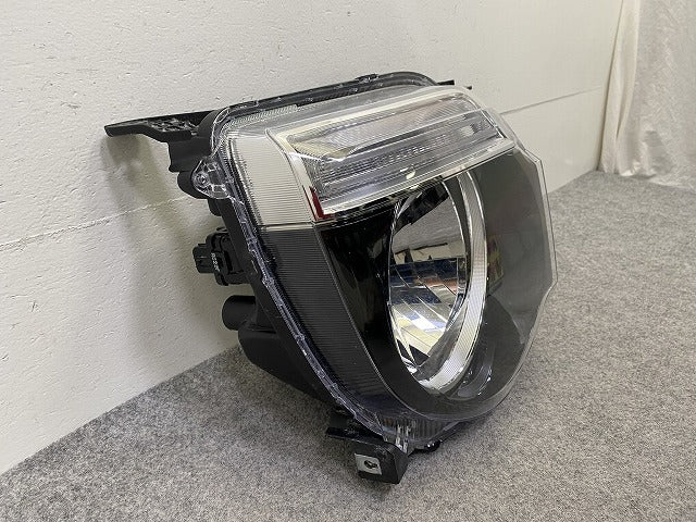 N-WGN/NWGN/Nワゴン JH3/JH4 純正 右 ヘッドライト/ランプ ハロゲン レベライザー 刻印N RH STANLEY W4831 ホンダ(150056)