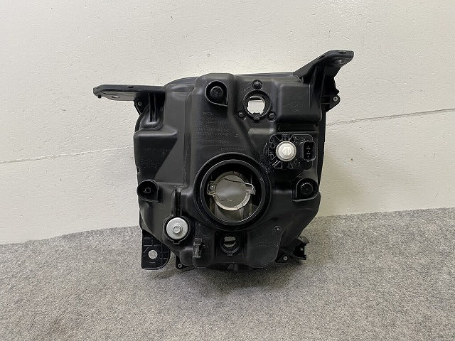 N-WGN/NWGN/Nワゴン JH3/JH4 純正 右 ヘッドライト/ランプ ハロゲン レベライザー 刻印N RH STANLEY W4831 ホンダ(150056)