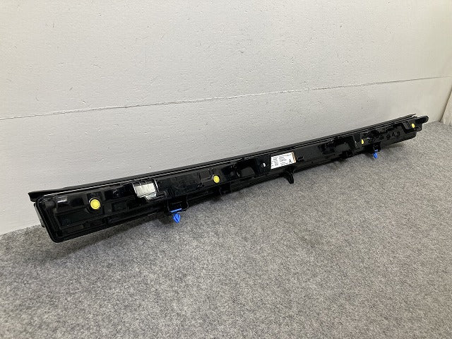 モデルY 社外 ヘッドライト/ランプ LED フロント センター ライトバー HELLA 017.537-00 2038294-00-C テスラ(150061)