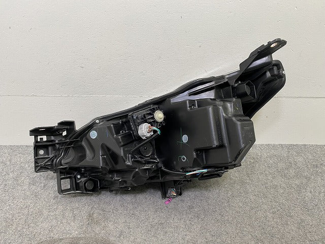 マツダ2/MAZDA 2/ DJLFS/DJLAS/DJ5FS/DJ5AS 純正 右 ヘッドライト/ランプ レベライザーLED 刻印MJ RH KOITO 100-8N03H マツダ(150062)