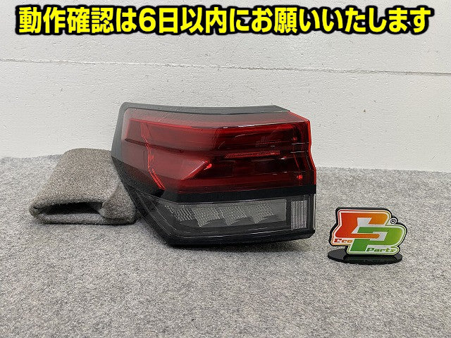 オーラ AURA/ノート NOTE FE13/FSNE13/E13/SNE13 純正 左 テールランプ/ライト/レンズ LED LH ICHIKOH D269 日産(150067)