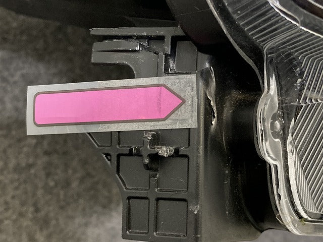 ワゴンR MH35S/MH55S/MH85S/MH95S 純正 右 ヘッドライト/ランプ レベライザーハロゲン RH KOITO 100-59374 35120-56T02 スズキ(150072)