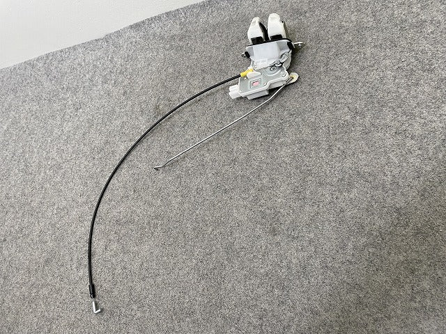 クリッパー NV100 DR17V 純正 リア トランク/バックドアロック ソレノイド 90502-4A01E 日産(150075)