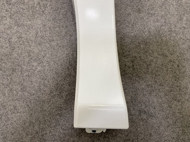新品!エスティマ 50系/ACR50W/ACR55W/GSR50W/GSR55W 純正 左 フェンダー マッドガード 76912-28100 76902-28050-A0 ホワイト 070(150077)