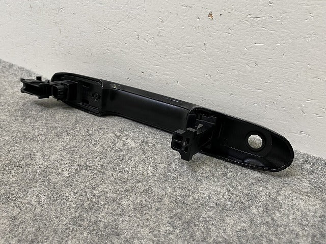 ランドクルーザー/ランクル 250/TRJ250W/GDJ250W 純正 右 フロント ドア アウターハンドル 6A22/JC113601 69210-60220-C0 ブラック(150084)