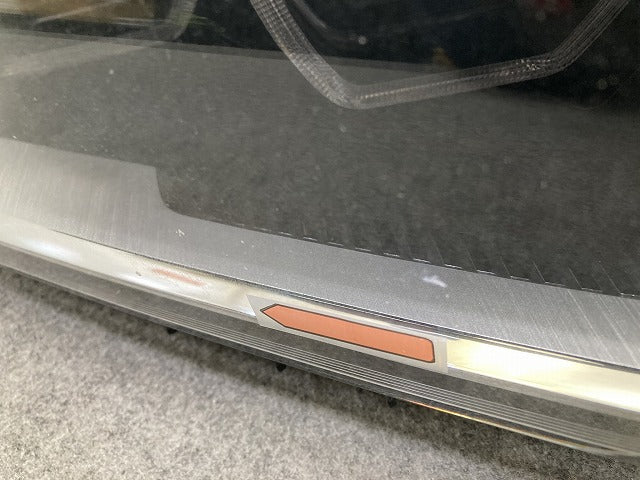 X2 F39 純正 右 ヘッドライト/ランプ LED RH VALEO 63.11-8738188-04 63117489232 BMW(150101)