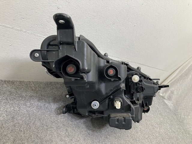 ヤリス KSP210/MXPA10/MXPA15/MXPH10/MXPH15 MXPH14/MXPH17 純正 左