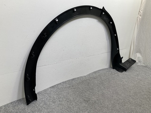 新車取り外し!クラウン クロスオーバー AZSH35/TZSH35 純正 左 リア フェンダーアーチモール LH 75606-30210 MSD15-30001-A0 素地(150133)