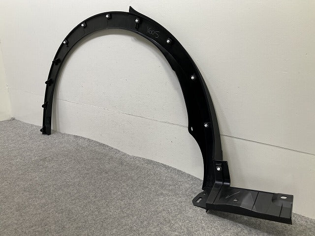新車取り外し!クラウン クロスオーバー AZSH35/TZSH35 純正 左 リア フェンダーアーチモール LH 75606-30210 MSD15-30001-A0 素地(150133)