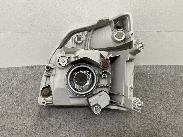 キャリイ トラック DA16T 純正 右 ヘッドライト/ランプ レベライザーハロゲン KOITO 100-59296 35120-82M01 スズキ(150165)