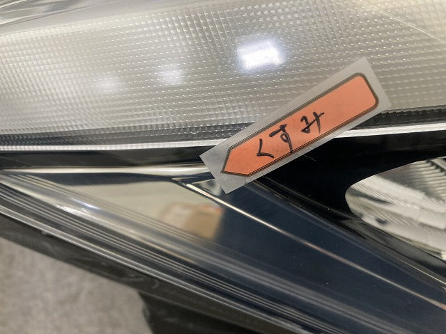 ライズ A200A/A210A/A201A/A202A 純正 後期 右 ヘッドライト/ランプ LED レベライザー 刻印AD1 RH ICHIKOH 1991 トヨタ(150167)