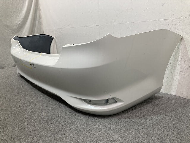 カローラ アクシオ 16系/NZE161/NRE160/NRE161/NZE164/NKE165 純正 後期 リア バンパー 52159-12020 52159-12C20-A0 ホワイト 040(150183)