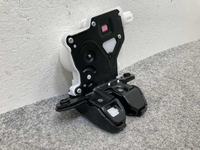 セレナ C27/HC27/HFC27/GC27/GNC27 純正 リア バックドアロック/リアゲートロック 90502-5TA0C 日産(150210)