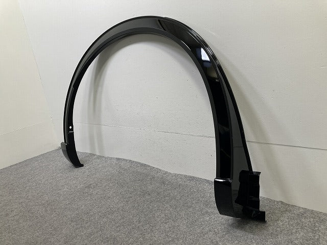 新車取り外し!クラウン スポーツ AZSH36W 純正 右 リア フェンダーアーチモール 75605-30220 908179-30010-A0 ブラック ソリッド(150218)