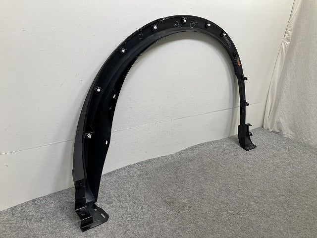 新車取り外し!クラウン スポーツ AZSH36W 純正 右 リア フェンダーアーチモール 75605-30220 908179-30010-A0 ブラック ソリッド(150218)