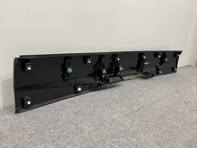 ルークス ハイウェイスター B44A/B45A/B47A/B48A 純正 リア ガーニッシュ バックドア フィニッシャー 90810 7NA5A 90810-7NA5A(150223)