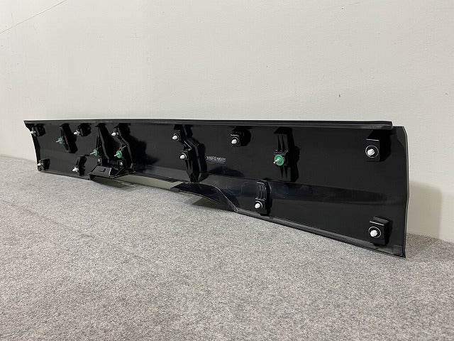 ルークス ハイウェイスター B44A/B45A/B47A/B48A 純正 リア ガーニッシュ バックドア フィニッシャー 90810 7NA5A 90810-7NA5A(150223)
