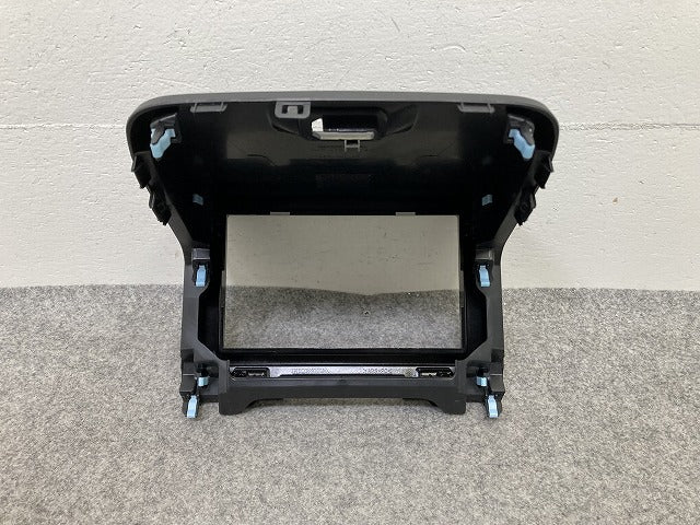 新車取り外し!ヴェゼル/VEZEL RV3/RV4/RV5/RV6 純正 オーディオパネル センターパネル インパネ 77250-3M0-J0 ホンダ(150246)