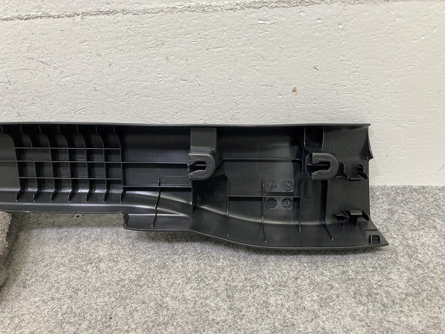 新車取り外し!N-BOX/NBOX Nボックス JF5/JF6 純正 左 サイドステップ/サイドスカート LH 84251-32R 素地 ホンダ(150248)