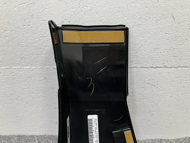 新品!ハリアー 80系/MXUA80/MXUA85 純正 右 フロント フェンダー プロテクター モデリスタ 76901-MU810/20 MSD44-48003-C1(150278)