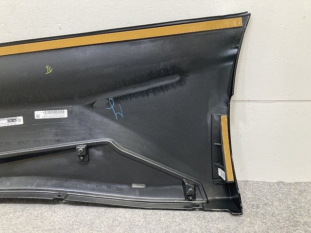 新品!ハリアー 80系/MXUA80/MXUA85/AXUH80/AXUH85/AXUP85 純正 右 サイドパネル 76905-MU810/20/30 MSD44-48003-C1 ブラック 219(150281)