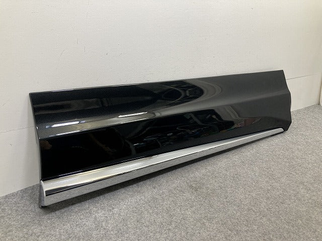 新品!ハリアー 80系/MXUA80/MXUA85/AXUH80/AXUH85/AXUP85 純正 右 サイドパネル 76903-MU810/20/30 MSD44-48003-C1 ブラック 219(150282)