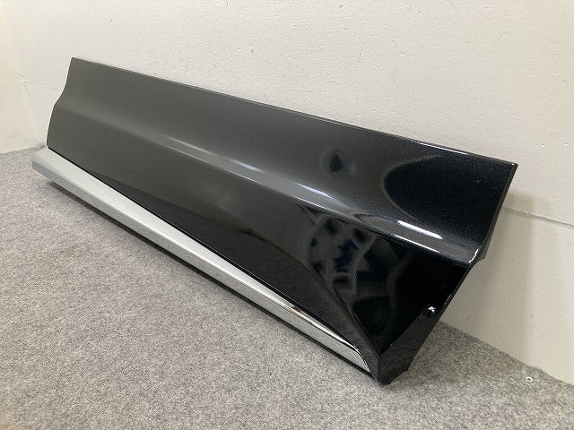 新品!ハリアー 80系/MXUA80/MXUA85/AXUH80/AXUH85/AXUP85 純正 右 サイドパネル 76903-MU810/20/30 MSD44-48003-C1 ブラック 219(150282)