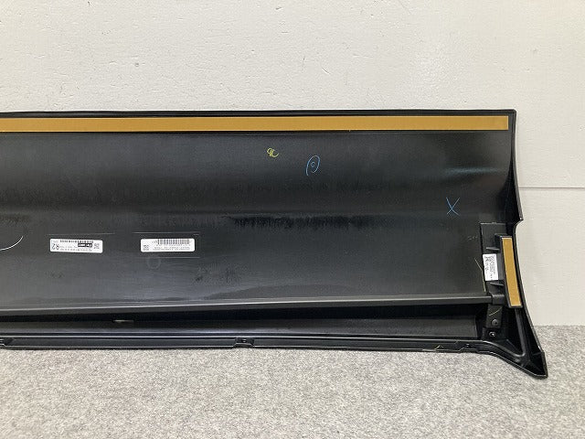 新品!ハリアー 80系/MXUA80/MXUA85/AXUH80/AXUH85/AXUP85 純正 右 サイドパネル 76903-MU810/20/30 MSD44-48003-C1 ブラック 219(150282)