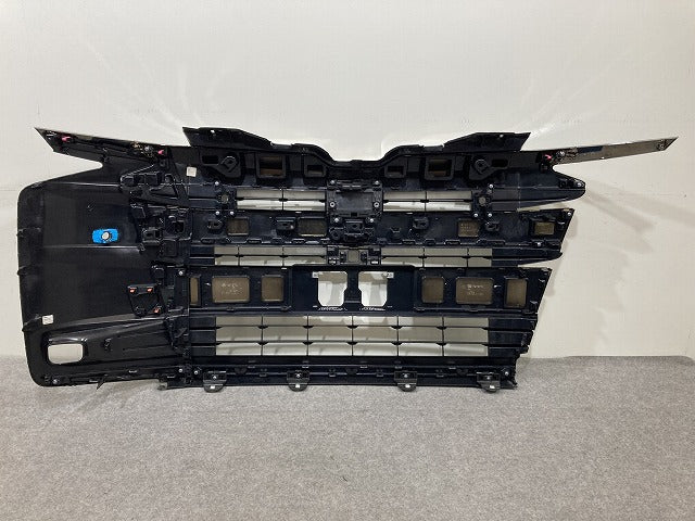 ノア NOAH 90系/MZRA90W/MZRA95W/ZWR90W/ZWR95W 純正 フロント グリル/ラジエーターグリル 53101-V1020/53112-V1020 トヨタ(150306)