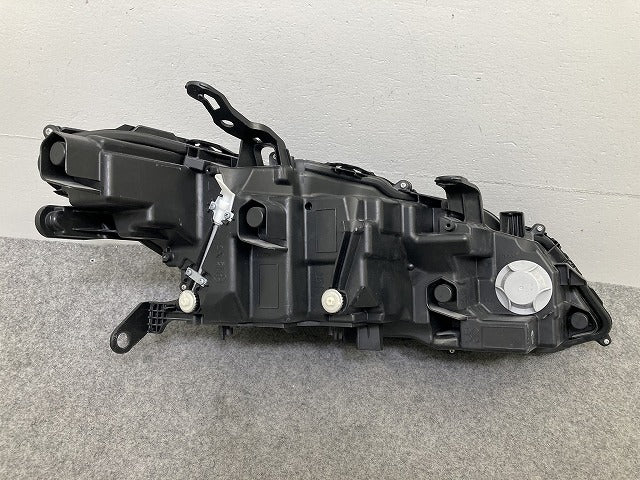 クラウン 220系/ARS220/AZSH20/AZSH21/GWS224 純正 左 ヘッドライト/ランプ LED 刻印B LH KOITO 30-450 81145-30P00 トヨタ(150108)