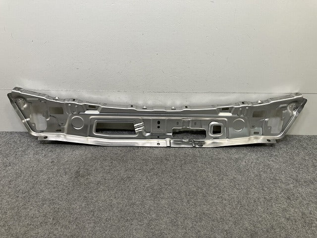 新品!Cクラス W206 純正 フロント ラジエーター コアサポート A2066201400 T257009 シルバー メルセデスベンツ(150356)