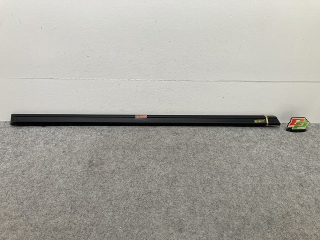 新車取り外し!Gクラス W463  純正 右 フロント フェンダー モール A4636900762 ブラック メルセデスベンツ(150363)