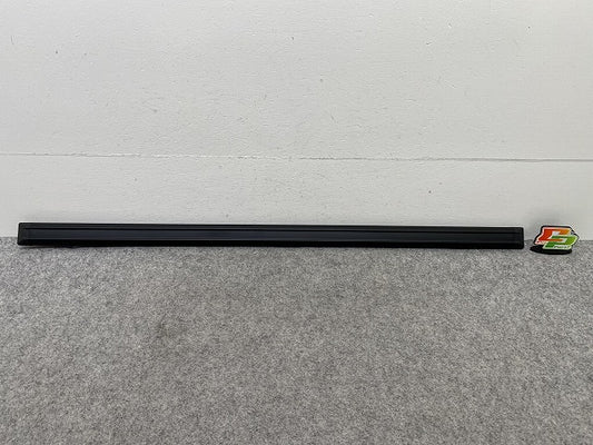 新品!Gクラス/ゲレンデ W463 純正 右 リア フェンダー モール/フェンダートリム RH A4636900362 ブラック メルセデスベンツ(150365)