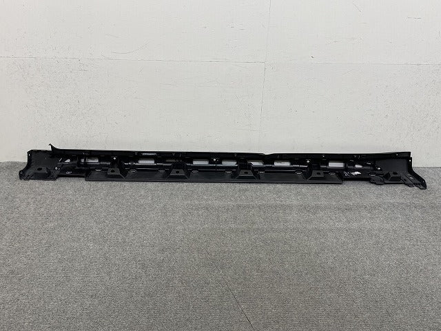 フロンクス WDB3S 純正 右 サイドステップ/サイドスカート RH 77231-74T0 素地 スズキ(150385)