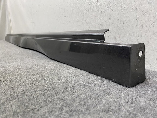 セレナ ハイウェイスター C28/NC28/GC28/FC28/FNC28/GFC28 純正 右 サイドステップ/サイドスカート 76850 7DF0A ダークグレー KAD(150387)