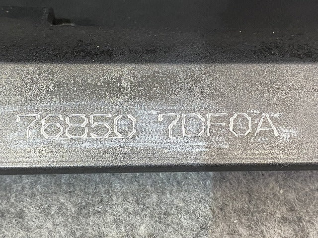 セレナ ハイウェイスター C28/NC28/GC28/FC28/FNC28/GFC28 純正 右 サイドステップ/サイドスカート 76850 7DF0A ダークグレー KAD(150387)