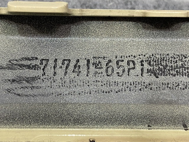 ハスラー MR31S/MR41S 純正 フロント グリル ガーニッシュ 71741-65P1 シフォンアイボリーメタリック ZVG スズキ(150397)