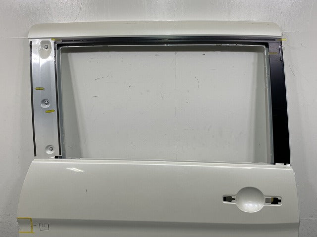 セレナ C27 e-POWER/HC27/HFC27/GC27/GNC27 純正 右 リア スライド ドア ブリリアントホワイトパール QAB 日産(150405)
