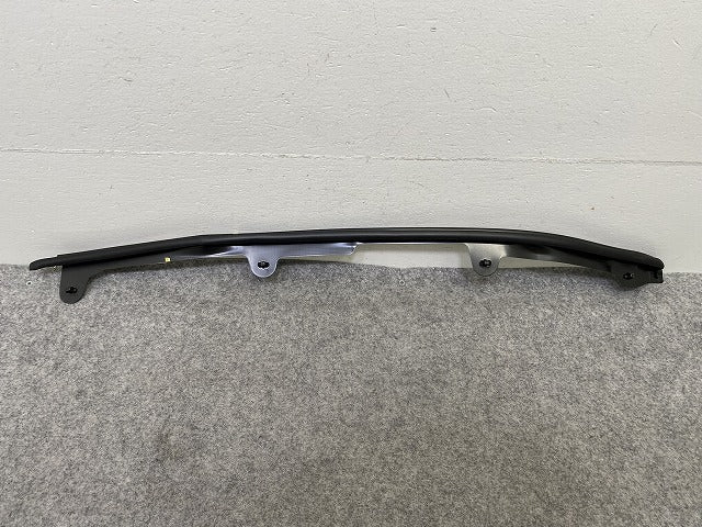 新品!Bクラス W247 純正 左 ドア ベルトモール アウター カバーストリップ A 247 730 07 02 A2477300702 素地 メルセデスベンツ(150412)