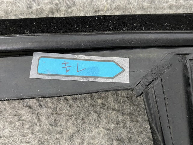 新品!V60 FB/FD 系 純正 左 リア ドア ガラスランチャンネル 312 533 14 31352555 ブラック ボルボ(150415)