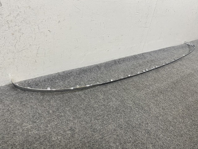 新品!Eクラス W213 純正 リア バンパーメッキモール/ガーニッシュ A213 885 03 21 A2138850321 メッキ メルセデスベンツ(150421)