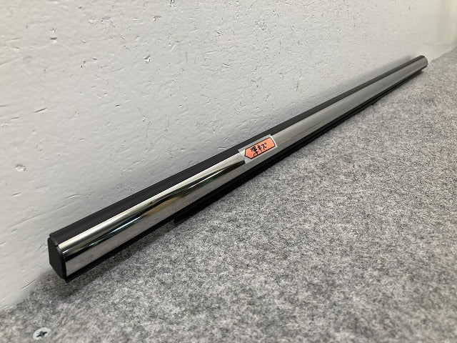新品!ミニ 5ドア(F55) 純正 左 リア ドア ベルトモール 51357322525 メッキ MINI(150424)