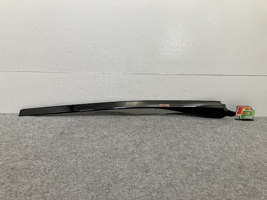 新品!GLAクラス X156 純正 左 Aピラー モール A 156 690 17 00 ブラック ソリッド メルセデスベンツ(150428)