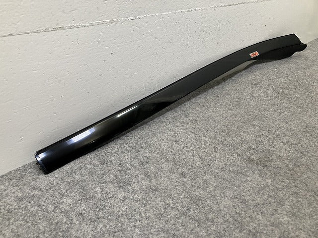 新品!GLAクラス X156 純正 左 Aピラー モール A 156 690 17 00 ブラック ソリッド メルセデスベンツ(150428)